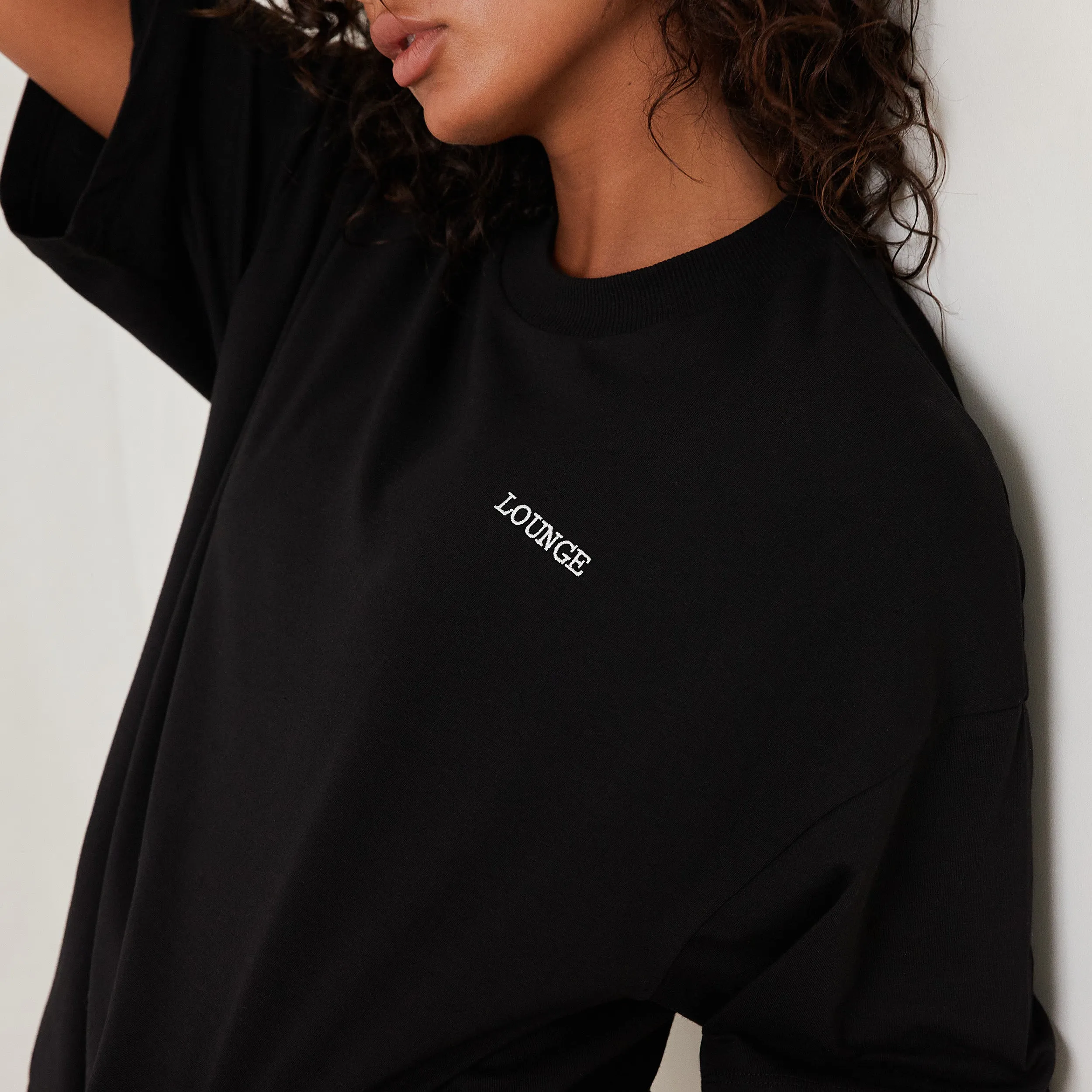 Essential Oversized T-Shirt - Black