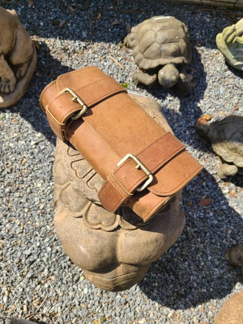 Leather Travel Pouch -  Hunter Brown